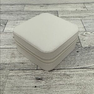 Jewelry Travel Storage Box NWOT